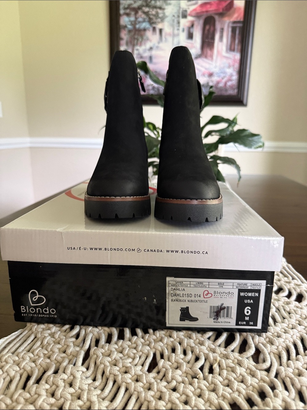 Blondo Black Lug Platform Chelsea Booties - Picture 7 of 9